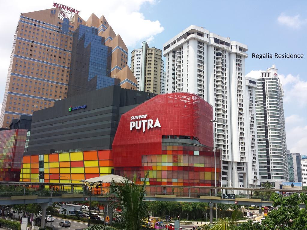 Amazing KLCC View @ Regalia Residence Kuala Lumpur Esterno foto